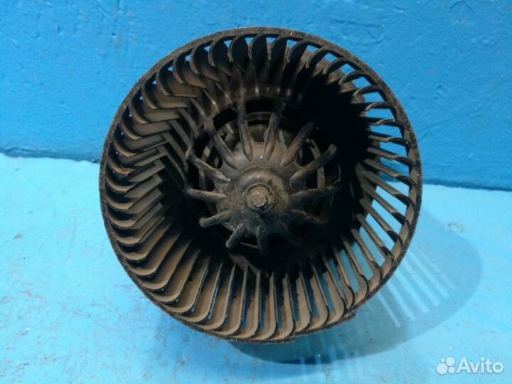 Моторчик печки Peugeot 1007