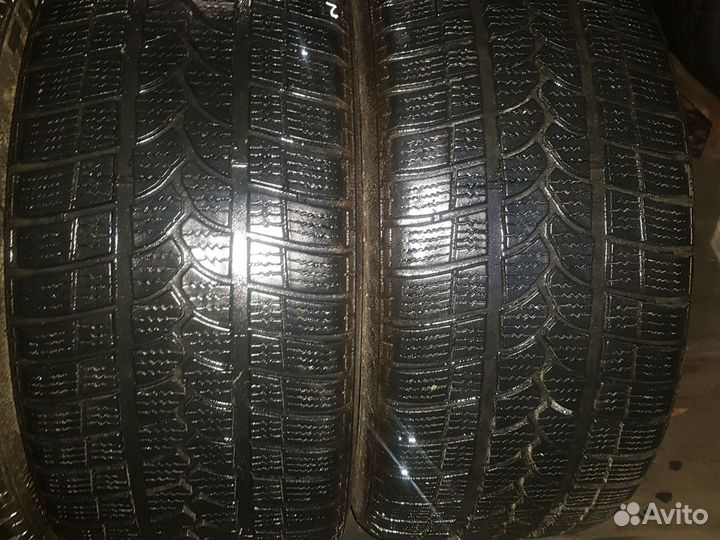 Tigar Winter 1 245/40 R18