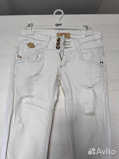 Джинсы pull and bear 26 и Mohito 34