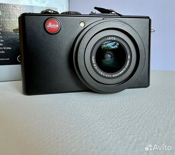 Легендарная leica D–LUX 4 (US version)