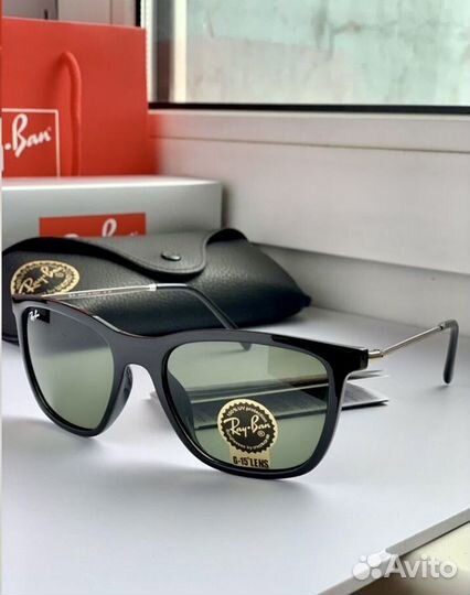 Очки ray ban hightatreet зеленые