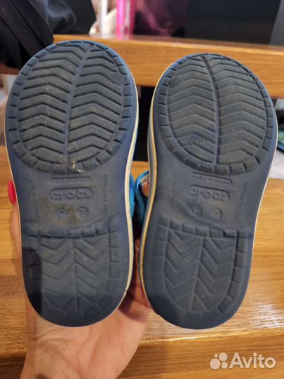 Сандали crocs c7