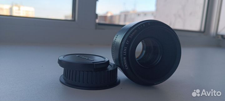 Объектив canon EF 50mm 1.8