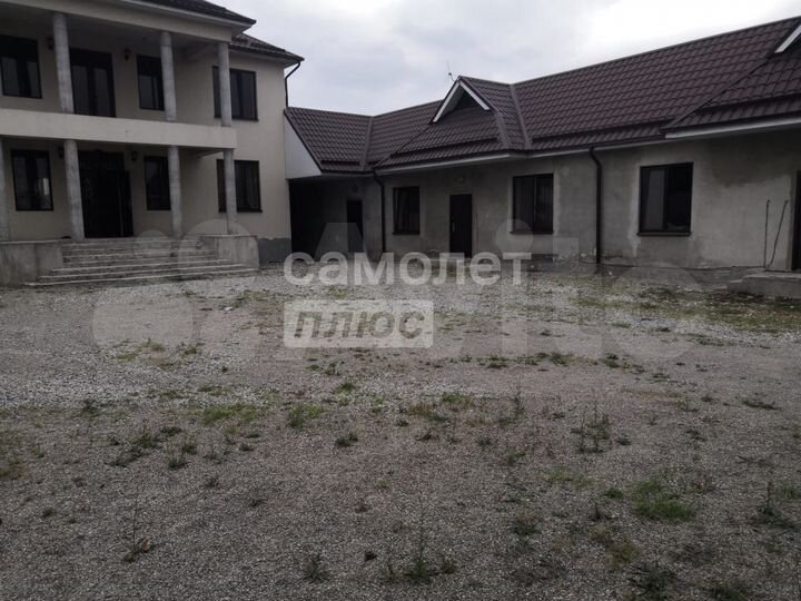 Дом 450 м² на участке 12 сот.