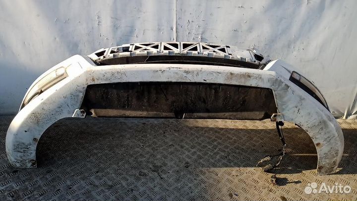 Бампер передний Volkswagen Passat CC