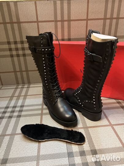 Valentino новые сапоги нат кожа зима