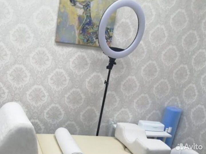 Кольцевая лампа со штативом