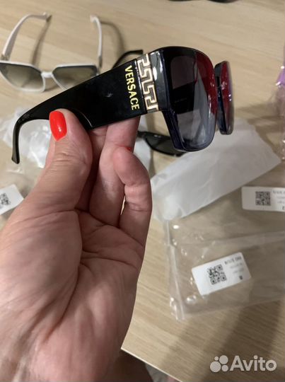 Солнцезащитные очки