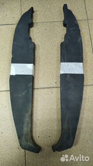 Изолятор крыла (пена) Volvo S 40 I поколения