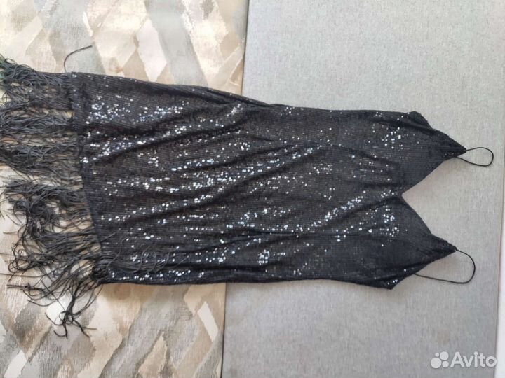 Платье вечернее