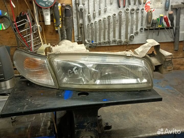 Фара и Стекло фары правое