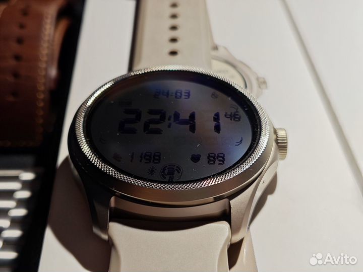 Смарт-часы Mobvoi TicWatch Pro 5