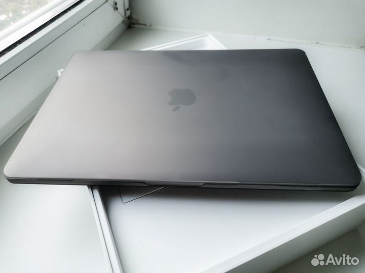 Ноутбук Apple Macbook Pro 13 2019 MHN2RU/A
