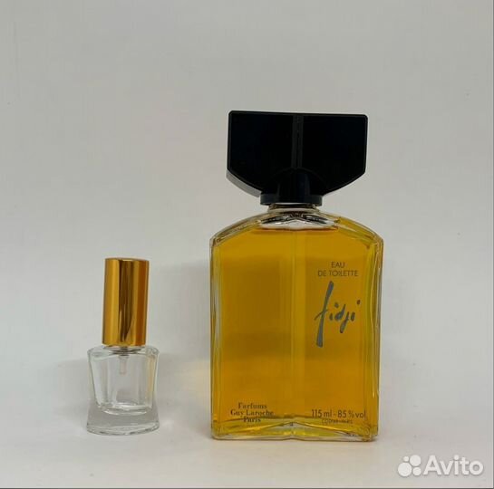 Fidji Byzance, Rochas Rochas Poupe