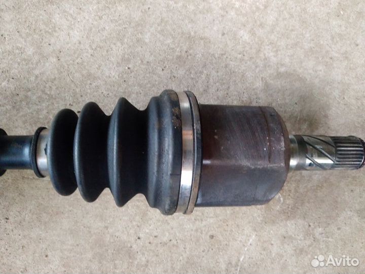 Левый привод FS, L3, GY Mazda MPV LW 99 - 05 г. в