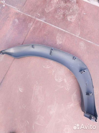 Расширитель переднего крыла Toyota LC 80