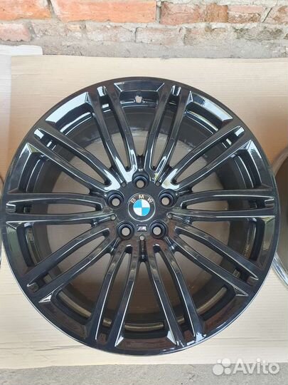 Диски BMW r19 разноширокие