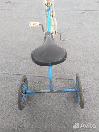 Детский трёхколёсный велосипед СССР