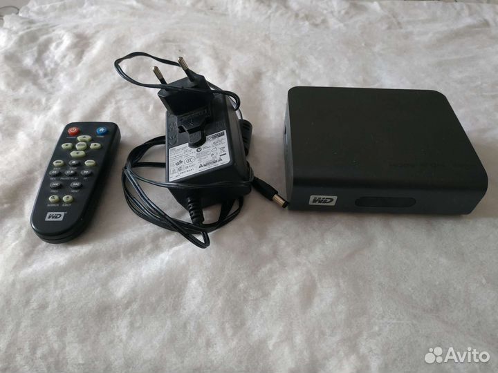 Мультимедийная приставка WD TV live