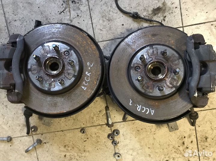 Кулак Шевроле Круз левый правый