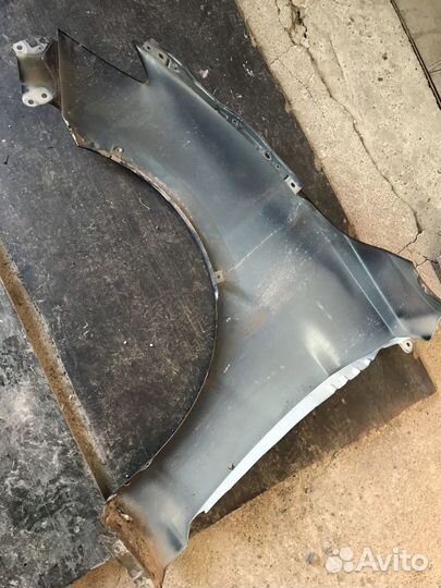 Крыло правое переднее Мазда 3 вм
