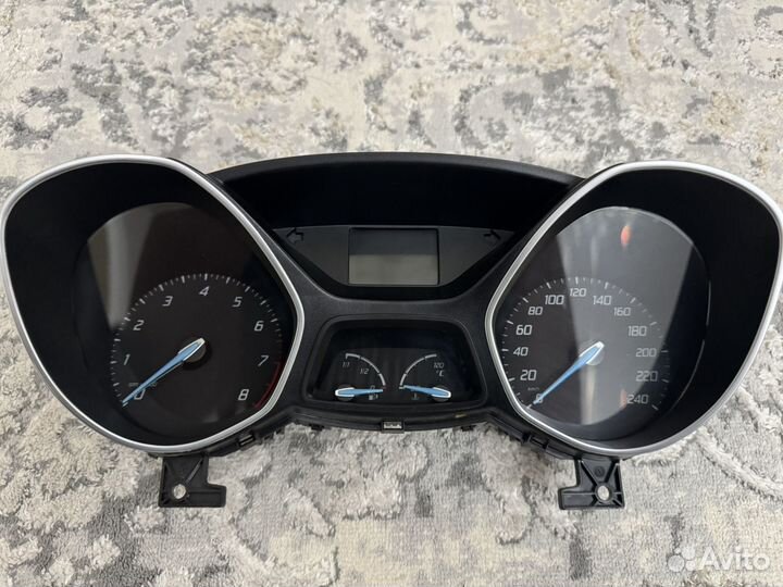 Щиток приборов ford focus 3