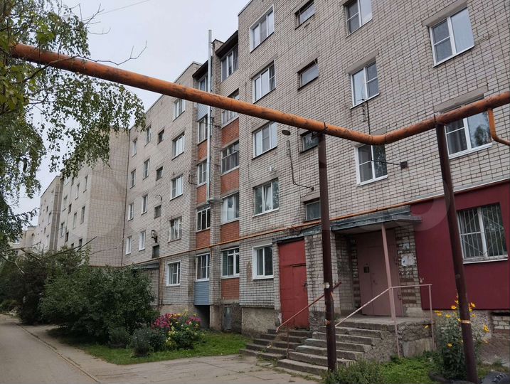 2-к. квартира, 48 м², 3/5 эт.