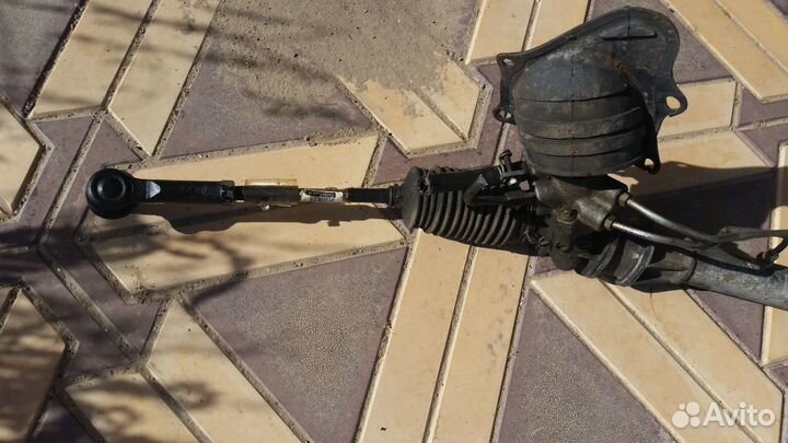 Рулевая рейка на митсубиси аиртрэк CU2W 4G63