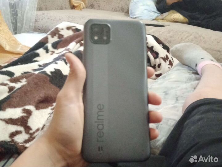 Телефон realme c11 продам, разбит экран