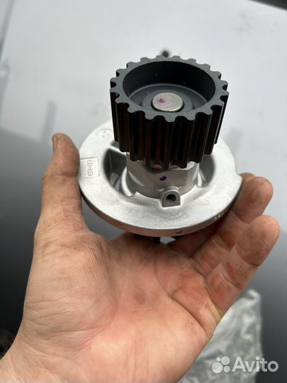 Водяной насос GMB GWG92A