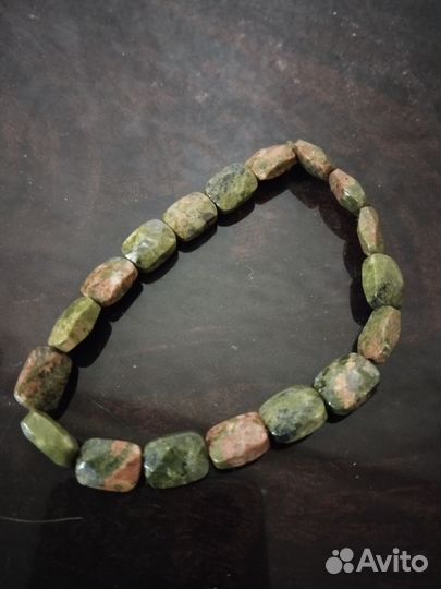 Браслет унакит