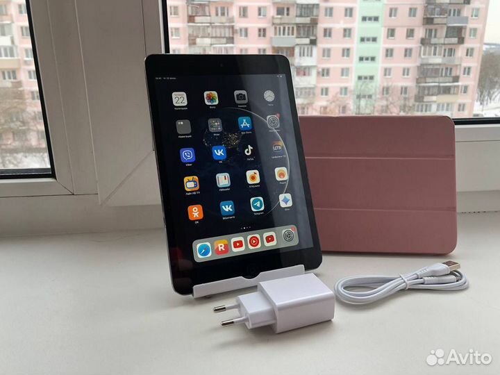iPad mini 2 вайфай+симкарта