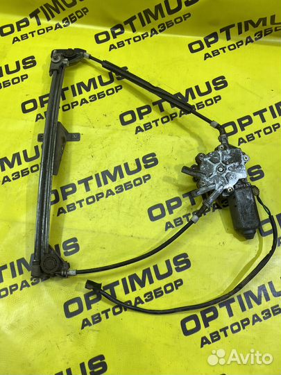 Стеклоподъемник передний правый Audi 80 B4