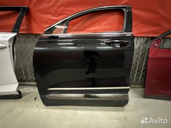 Hyundai Santa Fe 4 дверь передняя левая в сборе