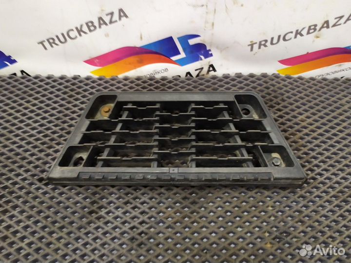 Подножка Renault T