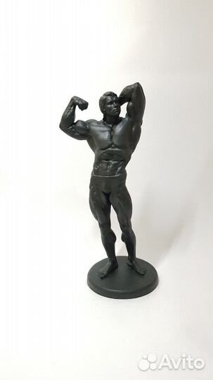 Арнольд Шварценеггер статуэтка
