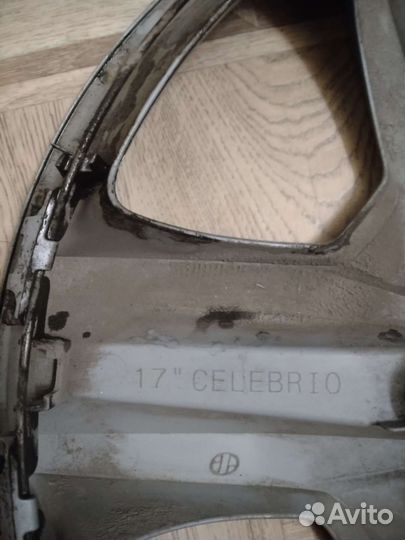 Колпак на Рено