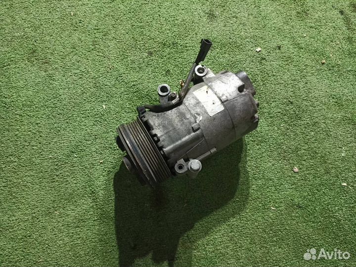 Компрессор кондиционера Ford Focus 2 хэтчбек 5дв