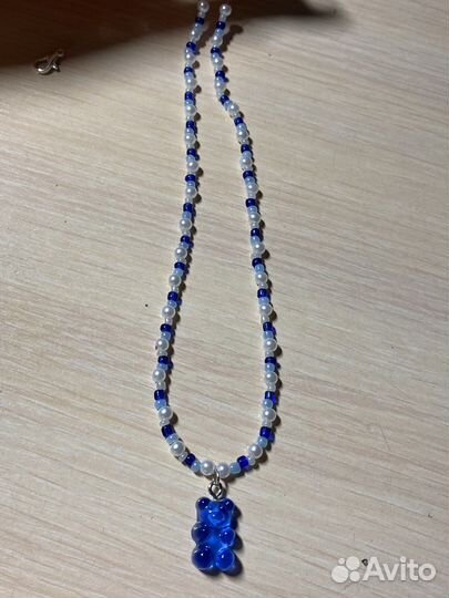 Украшение из бисера