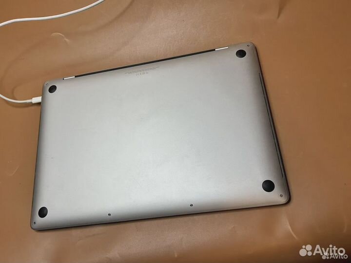 Apple macbook pro 16 2019 i9 2,4GHz-TOP CPU