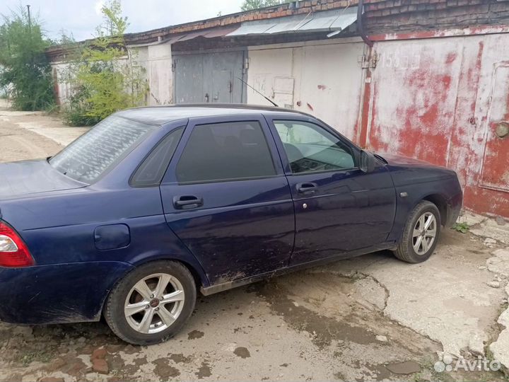 LADA Priora 1.6 МТ, 2011, 200 000 км