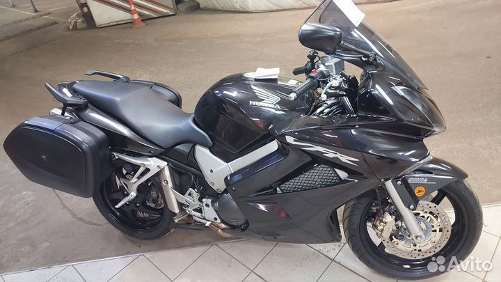 Запчасти honda VFR 800 2006