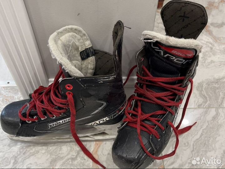 Хоккейные коньки bauer