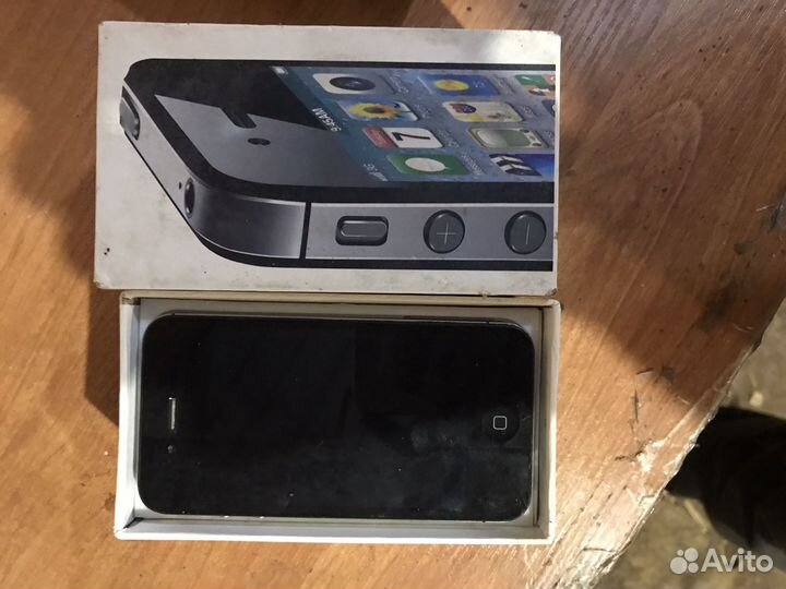 iPhone 4S, 32 ГБ