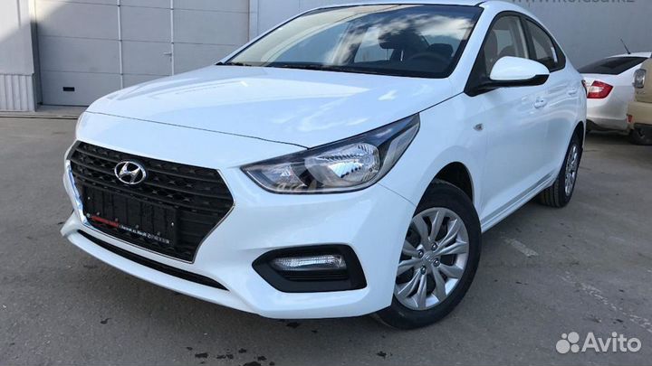 Бампер Хендай Солярис 2 цвет Белый PGU