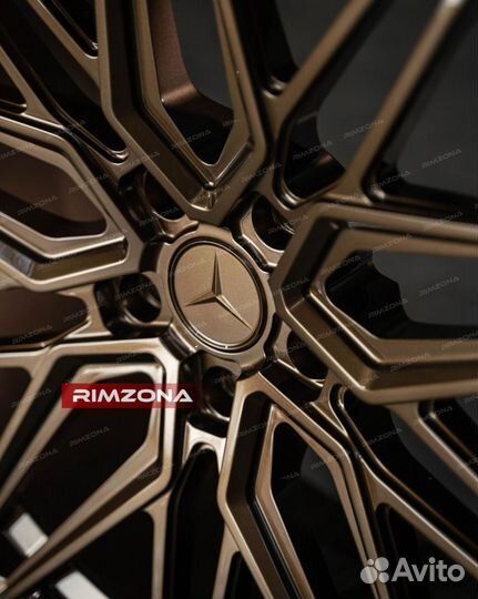 Кованые диски R22 на Mercedes G-Class AMG