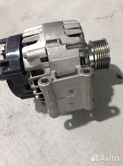 Генератор 120 А Веста новая