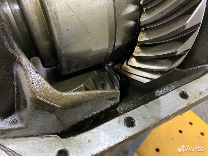 Редуктор средний HY-13120