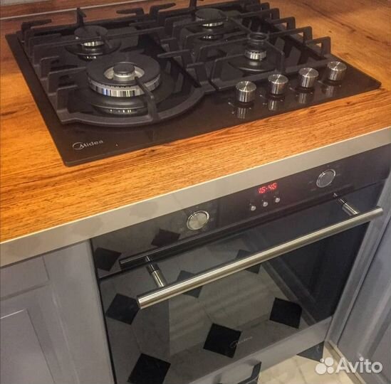 Кухни с барной стойкой