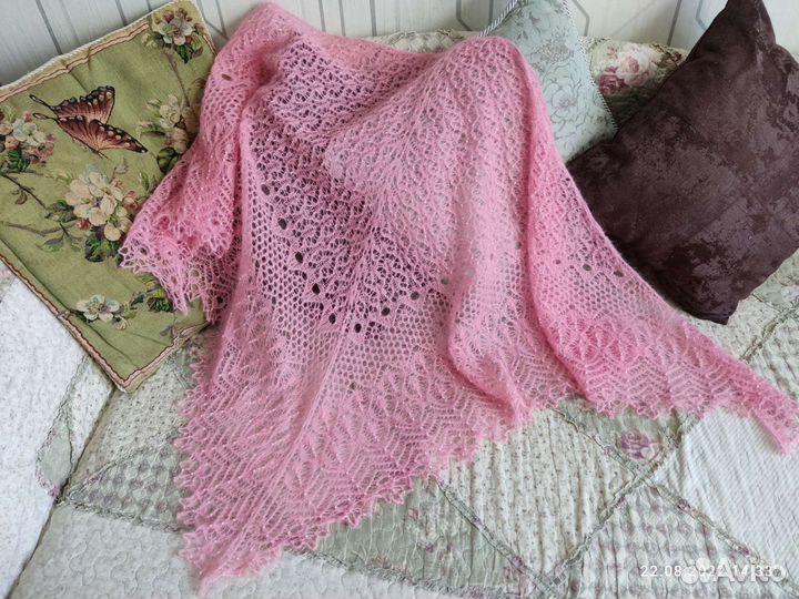 Платки и шали ручной работы